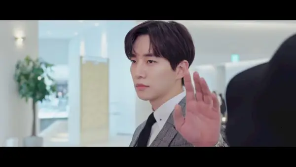 Junho en King the Land: Episodios 1-2