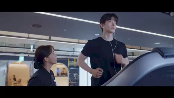 Junho y Yoon-ah en King the Land: Episodios 1-2