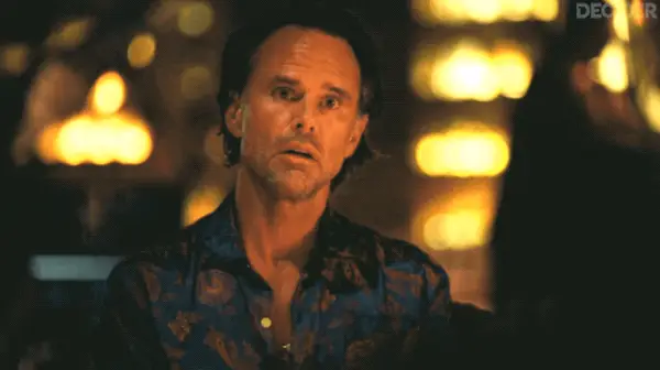 WHITE LOTUS 305 GOGGINS È Sbalordito