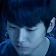 Zusammen mit The Gods-Two Worlds-Sung Yoo-Bin1.webp