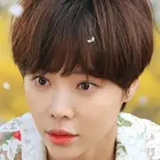 Romance afortunado-Hwang Jung-Eum.webp