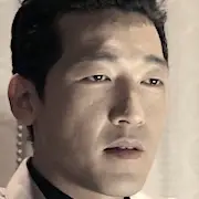 Promotor de Vampiros-Kong Jung-Hwan.webp