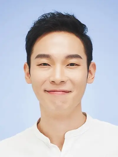 Yang Kyung-Won (1981)