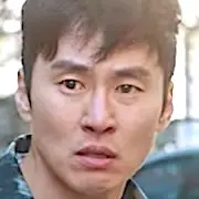 O Rei-Monarca Eterno-Heo Jae Ho.webp