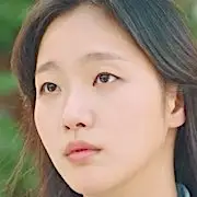 O Rei-Monarca Eterno-PW-Kim Go-Eun-pilot.webp