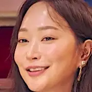 Penthouse 2-Ryu Ye-Ri.webp