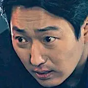 Penthouse 2-Yu Jun-Sang.webp