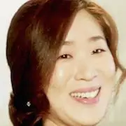 Je l'ai entendu à travers le Grapevine-Baek Ji-Won.webp