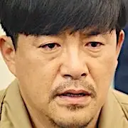 Docteur Avocat-Kim Ku-Taek.webp