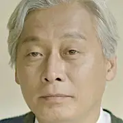 Hiena-KD-Lee Hwang-Eui.webp