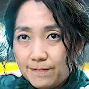 Jogo de lula-Kim Joo Ryung.webp