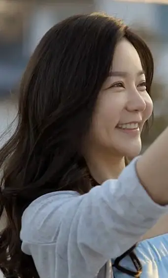 Han Ga Young (actriz)