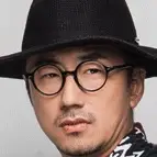 École de magie-Ryu Seung-Soo.webp