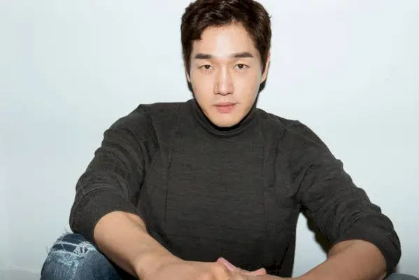 Yoo Ji Tae