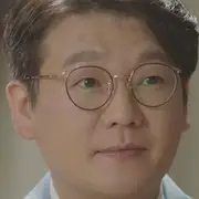 Lui Inno della Morte-Kim Gang-Hyun.webp