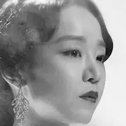 Inno della Morte-Shin Hye-Sun.webp