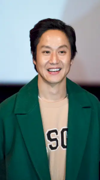 Jung-Woo