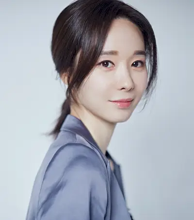 Han Soo-Yeon
