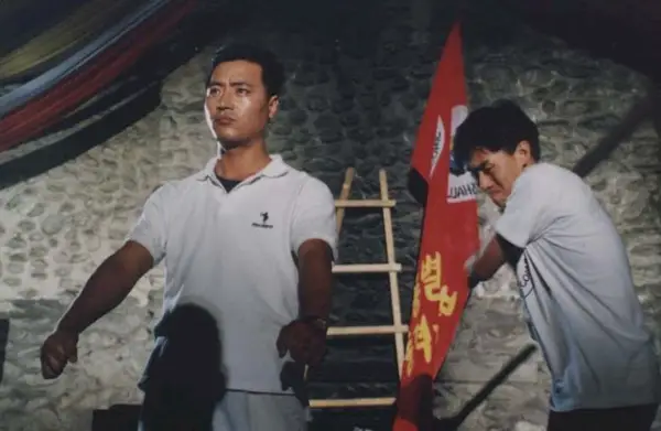 Signore Dinosaur3.webp