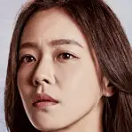 Joseon Survival-Kyung Soo-Jin.webp