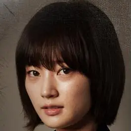 Ghost (dramma coreano)-Song Ha-Yoon.webp