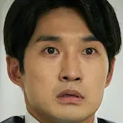 Juror 8-Ryu Deok-Hwan.webp
