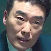 Étranger 2-Yu Seong Ju1.webp