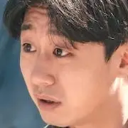 Zurückgerufen-Bae Yoo-Ram.webp