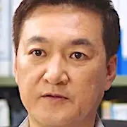 Detetive Zumbi-Park Dong Bin.webp