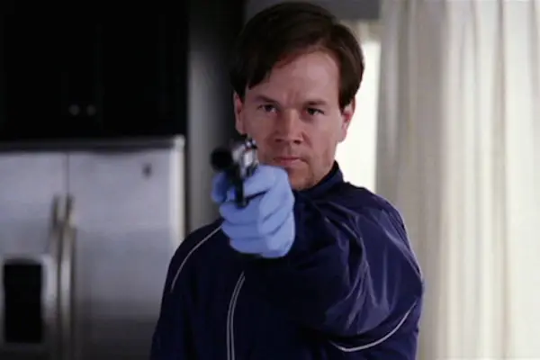 O desenvolvimento de Mark Wahlberg: Calvin Klein Hoste Falls to the Star of Dear Water Horizon (foto)