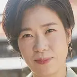 Quand le camélia fleurit-Yum Hye-Ran.webp