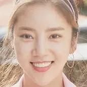 Quand le camélia fleurit-Son Dam-Bi.webp