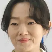 Quand le temps est beau-Lee Bong-Ryun.webp