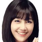 Liebhaber der Musik-Jung Eun-Ji.webp
