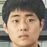 Miss et Mme Cops-Joe Byeong-Gyu.webp