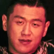 Miss et Mme Cops-Kang Hong-Suk.webp