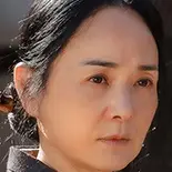 Geheimer königlicher Inspektor Joy-Bae Jong-Ok.webp