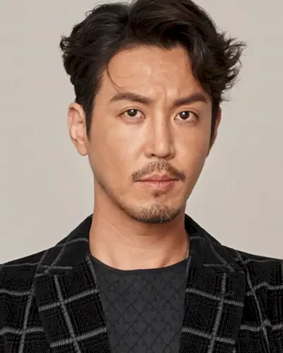 Choi Won-Young
