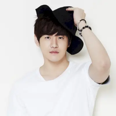 Kim Moo Young (1987)