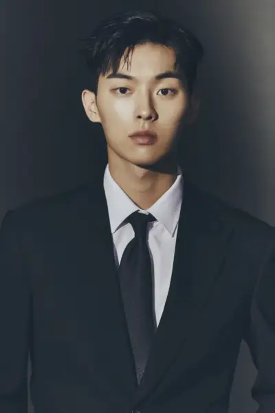 Choi Hyun-Wook (2002)