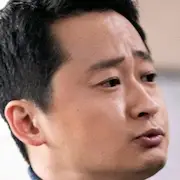 Le prêtre ardent-Shin Dam-Soo.webp