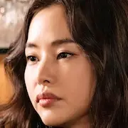 Le prêtre fougueux-Lee Ha-Nee.webp