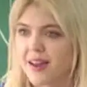 Le monde des mariés-Carson Allen.webp