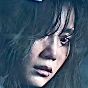 Bestas arranhando palhas-Shin Hyun-Bin.webp