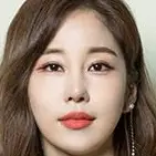 Ein Platz an der Sonne (2019) – Kim Joo-Ri.webp