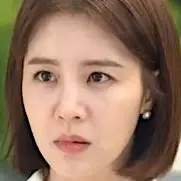 Ein Platz im Sun-Son Sung-Yoon.webp