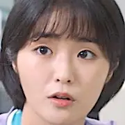 Liste de lecture de l'hôpital 2-Park Han-Sol.webp