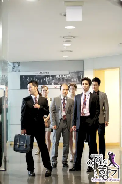 Perfume de Mulher (Drama Coreano)-59.webp