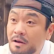 Moonshine-Lee Sung-Wook.webp