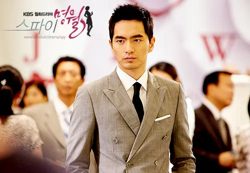 Espion MyeongWol-KBS2-p14.webp